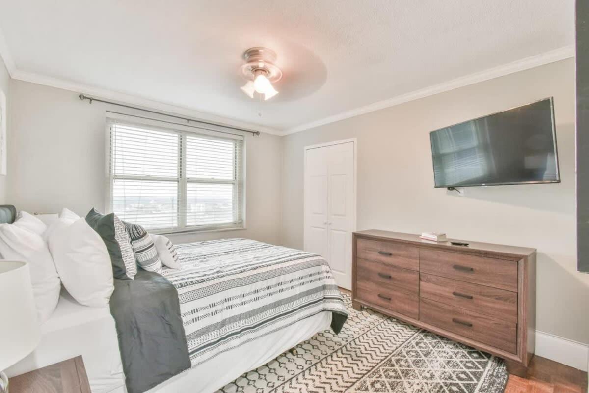 Atl Downtown W Private Balcony 24H Concierge Pt16H Apartment Atlanta Exterior photo